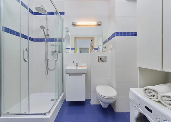 Cozy Klimasa With Balcony In By Renters