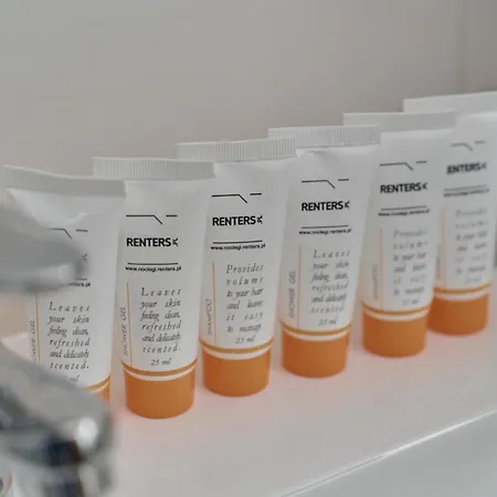 Cozy Klimasa With Balcony In By Renters * ורוצלב