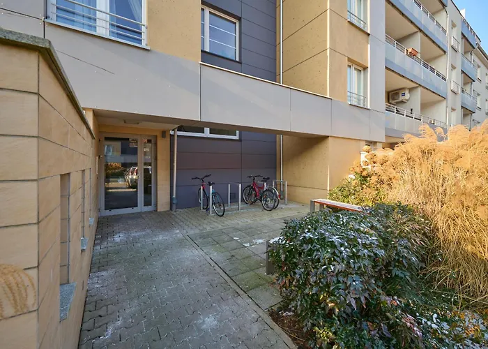 Cozy Klimasa With Balcony In By Renters *